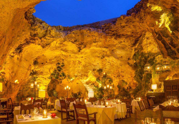 Source: Restaurant Cave d'Ali Barbour