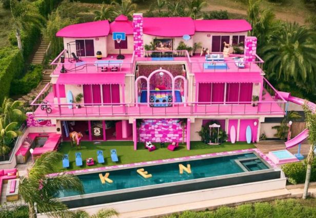 Regardez la maison de Barbie à Malibu où quelques chanceux pourront séjourner. Photo: Dezeen