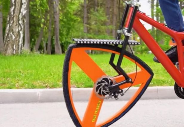 デザイナーのセルギイ・ゴルディエフがオリジナルの自転車を作成しました: 写真: Yanko Design