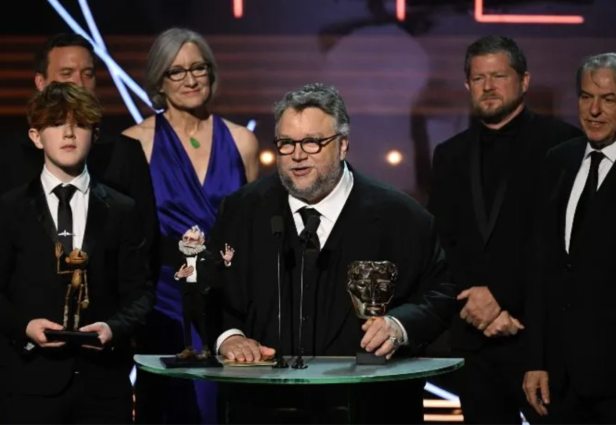 El talento de Guillermo del Toro lo ha posicionado como uno de los cineastas más reconocidos. Foto: Hola!