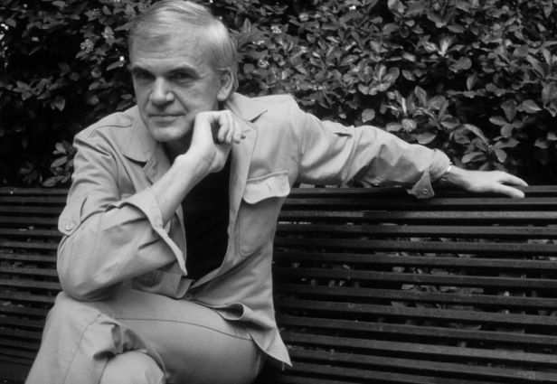 Milan Kundera en París, en 1984. Foto: The New York Times