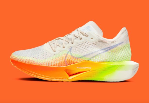 Zoom sur le nouveau modèle (et assez coloré) de la Nike ZoomX Vaporfly 3. Photo : Sneaker News