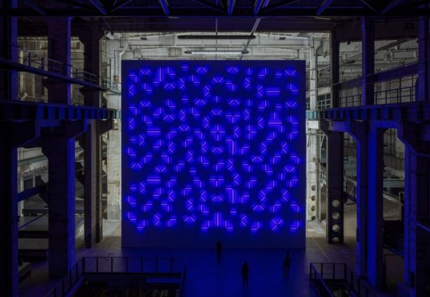빛과 공간(Kraftwerk Berlin), 2021. 로버트 어윈. 사진 : ARTnet