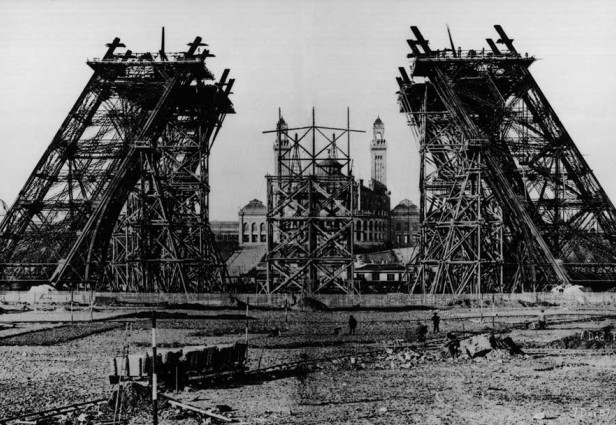 Francia, como un país industrializado también se sumó a su uso. FOTO: toureiffel.paris