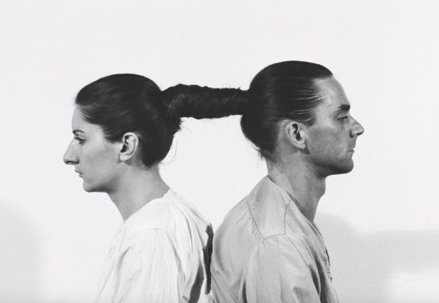 Relation in Time, 1977. Marina Abramovic og Ulay. Foto: MoMA
