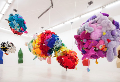 Deodorized Central Mass With Satellites, 1991 - 1999. Mike Kelley. Πηγή: Mike Kelley Foundation for the Arts