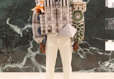 लुई Vuitton इन वास्तुकला से प्रेरित जैकेट में आपको गले लगाता है। फोटो: डीज़ेन