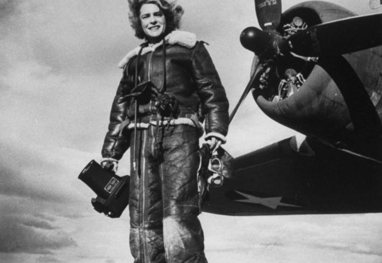 Margaret Bourke-White's favorite self-portrait, made with the US Air Force in 1943. Source: LIFE