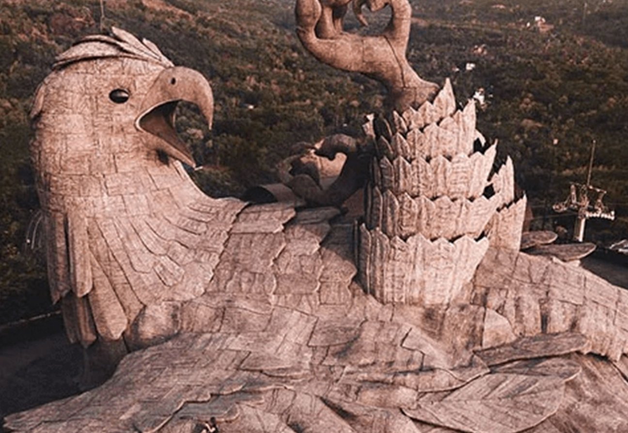 Esta águila en la India es la estatua más grande del mundo | Fahrenheit  Magazine